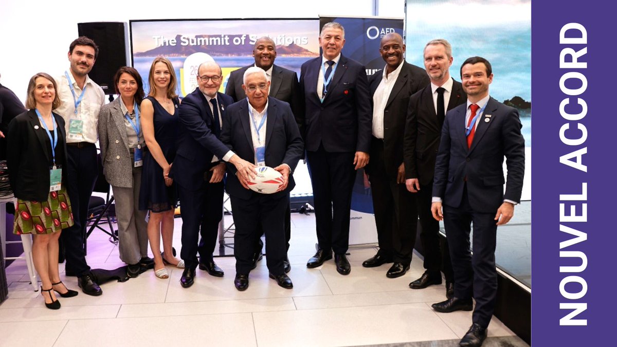 Agence Française de #Développement (AFD) 🇫🇷 🇪🇺 (@afd_france) on Twitter photo 🏉En marge du Sommet #FinanceInCommon2025, nous avons signé avec <a href="/expertisefrance/">Expertise France</a> & <a href="/FranceRugby/">France Rugby</a> un nouvel accord pour renforcer l’impact du rugby comme outil de développement, levier d’inclusion sociale & de développement durable !
En savoir +➡️bit.ly/4h7vQoY 🏉En marge du Sommet #FinanceInCommon2025, nous avons signé avec <a href="/expertisefrance/">Expertise France</a> & <a href="/FranceRugby/">France Rugby</a> un nouvel accord pour renforcer l’impact du rugby comme outil de développement, levier d’inclusion sociale & de développement durable !
En savoir +➡️bit.ly/4h7vQoY