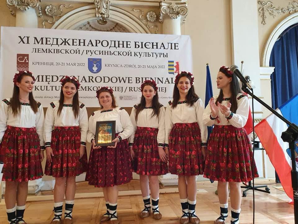 karpatorusinska's tweet photo. 🇪🇺🇷🇴 3 марта - динь Карпатськых Русинів у Румунії! 
[eng] March 3 is the day of Carpatho-Rusyns in Romania!
#carpathorusyn #rusnaks #hutsuls #rutenilor https://t.co/cxGk4TWxJ5