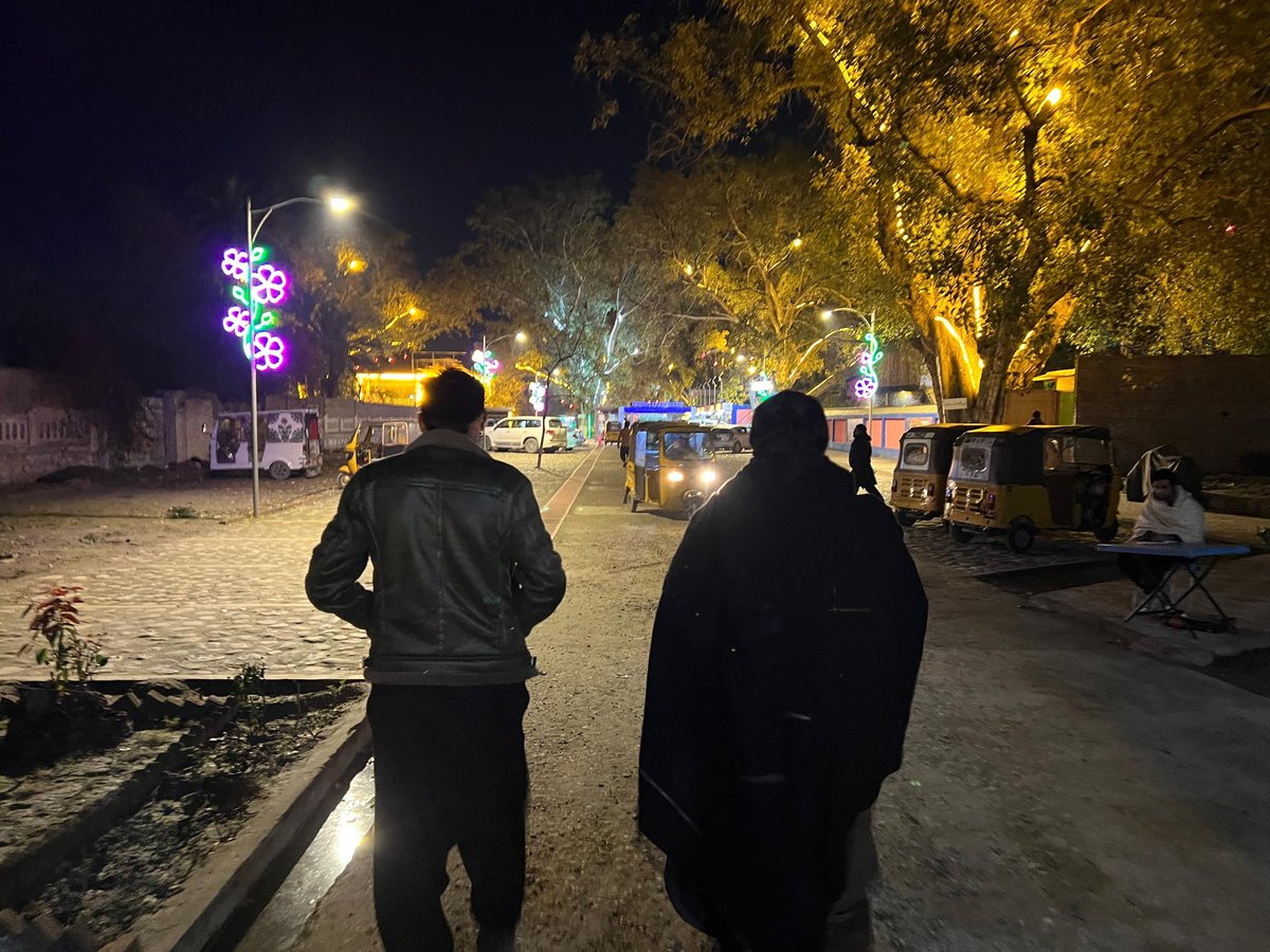 افطاری کے بعد چہل قدمی۔۔ جلال آباد میں۔۔