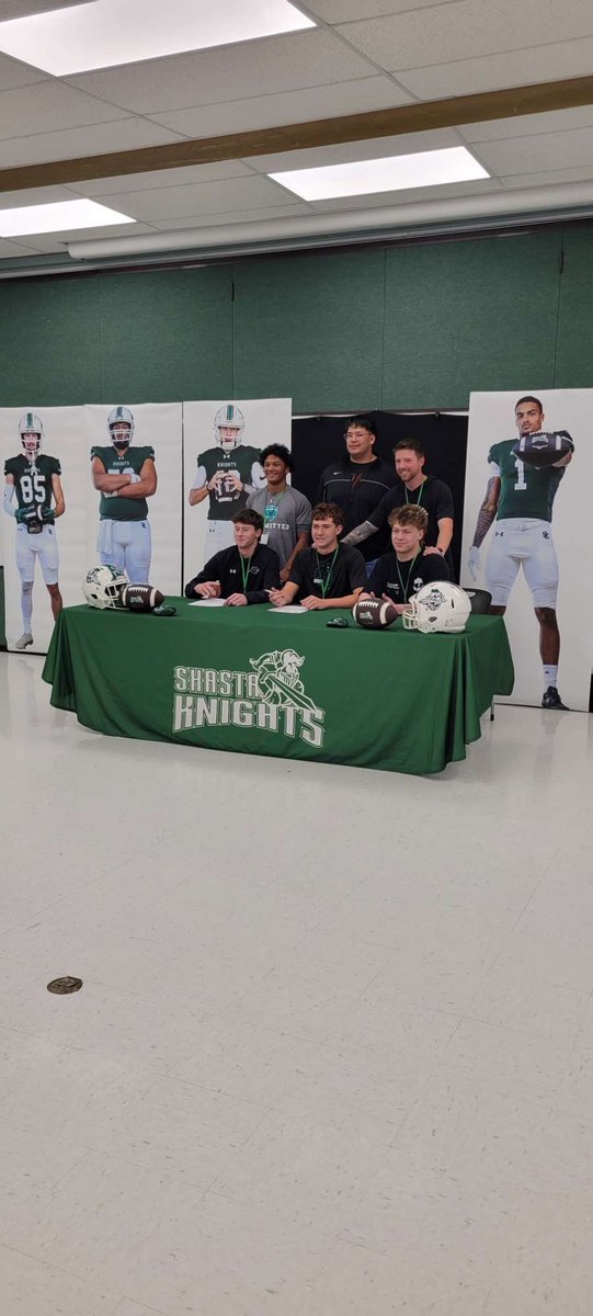 zach clarke (@zachc000) on Twitter photo I am extremely excited to announce my commitment to <a href="/Shastaknightsfb/">Shasta College FB</a> to further my academic and football career, I want to thank god, my family, coaches, friends, teammates, and anyone else who supported me through this!Go knights! <a href="/coachbrose74/">COACH ROSE</a> <a href="/coachroberts/">Hank Roberts</a> <a href="/Daniel5Lewis5/">Daniel Lewis</a> I am extremely excited to announce my commitment to <a href="/Shastaknightsfb/">Shasta College FB</a> to further my academic and football career, I want to thank god, my family, coaches, friends, teammates, and anyone else who supported me through this!Go knights! <a href="/coachbrose74/">COACH ROSE</a> <a href="/coachroberts/">Hank Roberts</a> <a href="/Daniel5Lewis5/">Daniel Lewis</a>