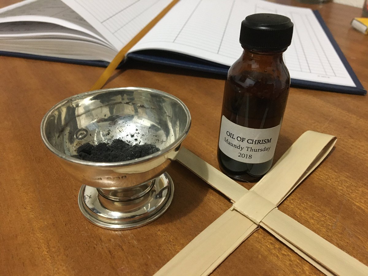 StAnneWandsw's tweet image. Come and join us as we mark the beginning of Lent.
Ash Wednesday Mass and Imposition of ashes on Wednesday 5th March at 8pm
#lent #ashwednesday
@SouthwarkCofE
