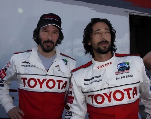 TheCinesthetic's tweet photo. Keanu Reeves &amp; Adrien Brody https://t.co/Vp2RtT8dGq