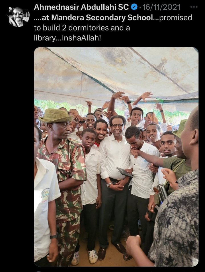 This is a promise the subreme goat made to mandera secondary school 

Guess what; 4 yrs later nothing 

He's followed the William ruto footsteps 

By the He's fasting