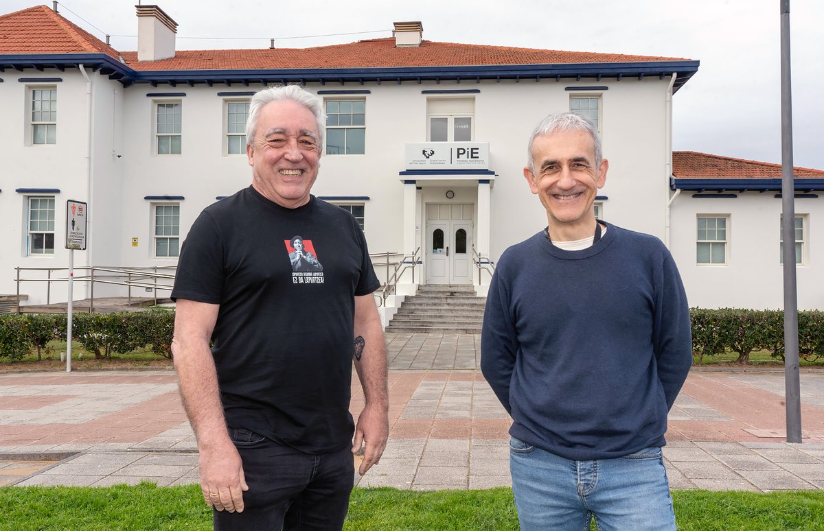 Plentziako Itsas Estazioak (PiE-UPV/EHU)🔬🐬🦑 zuzendaritza berria du!. Manu Sotok hartuko du zuzendaritza, eta Nestor Etxebarriak zuzendariordetza. Eskerrik asko Ionan Marigómezi egindako lan handiagatik! 
 
ehu.eus/eu/web/campusa… 
<a href="/sareus_pie/">SAREUS</a> <a href="/upvehu/">UPV/EHU</a>