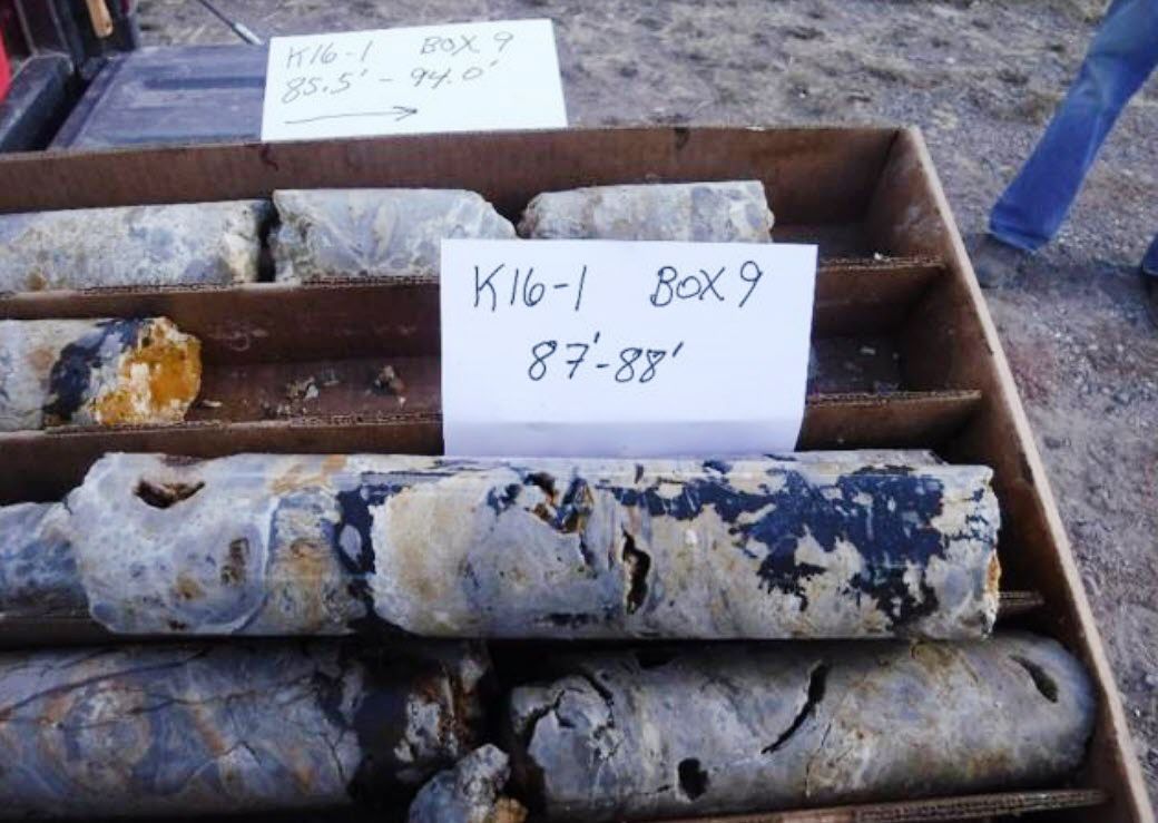 ViscountMining's tweet image. Silver Cliff, Colorado-&amp;gt; In 2016, drill Hole K16-01 assayed 1,778.5 g/t (57.2 oz/t) silver over a 20 ft. (6.1m) interval within a 50 ft. (15.2m) mineralized intersection averaging 837.4 g/t (26.9 oz/t) Click to learn more.
👉 viscountmining.com/wp-content/upl…

#silver #PDAC2025