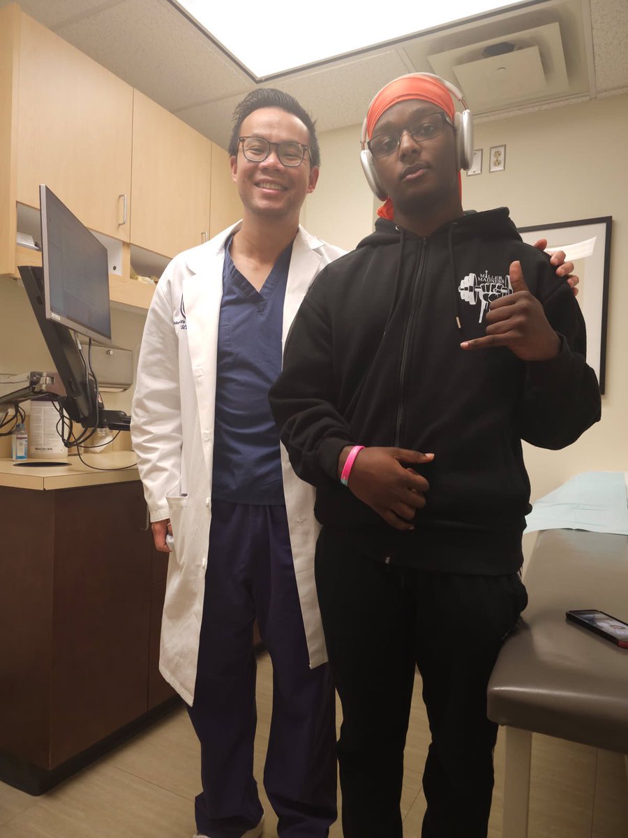 Oteko Mwamba (@teknical_206) on Twitter photo Glory to God almighty I’m blessed and grateful to say I’ve been cleared to put the cleats back on. Thank you Dr. Chin and the UW sports med staff for getting me through this point in my life.
<a href="/coreysampson04/">corey sampson</a> <a href="/Murdock_02/">Frank Murdock</a> <a href="/BrandonHuffman/">Brandon Huffman</a> <a href="/AWilliamsUSA/">Anthony Williams</a> Glory to God almighty I’m blessed and grateful to say I’ve been cleared to put the cleats back on. Thank you Dr. Chin and the UW sports med staff for getting me through this point in my life.
<a href="/coreysampson04/">corey sampson</a> <a href="/Murdock_02/">Frank Murdock</a> <a href="/BrandonHuffman/">Brandon Huffman</a> <a href="/AWilliamsUSA/">Anthony Williams</a>