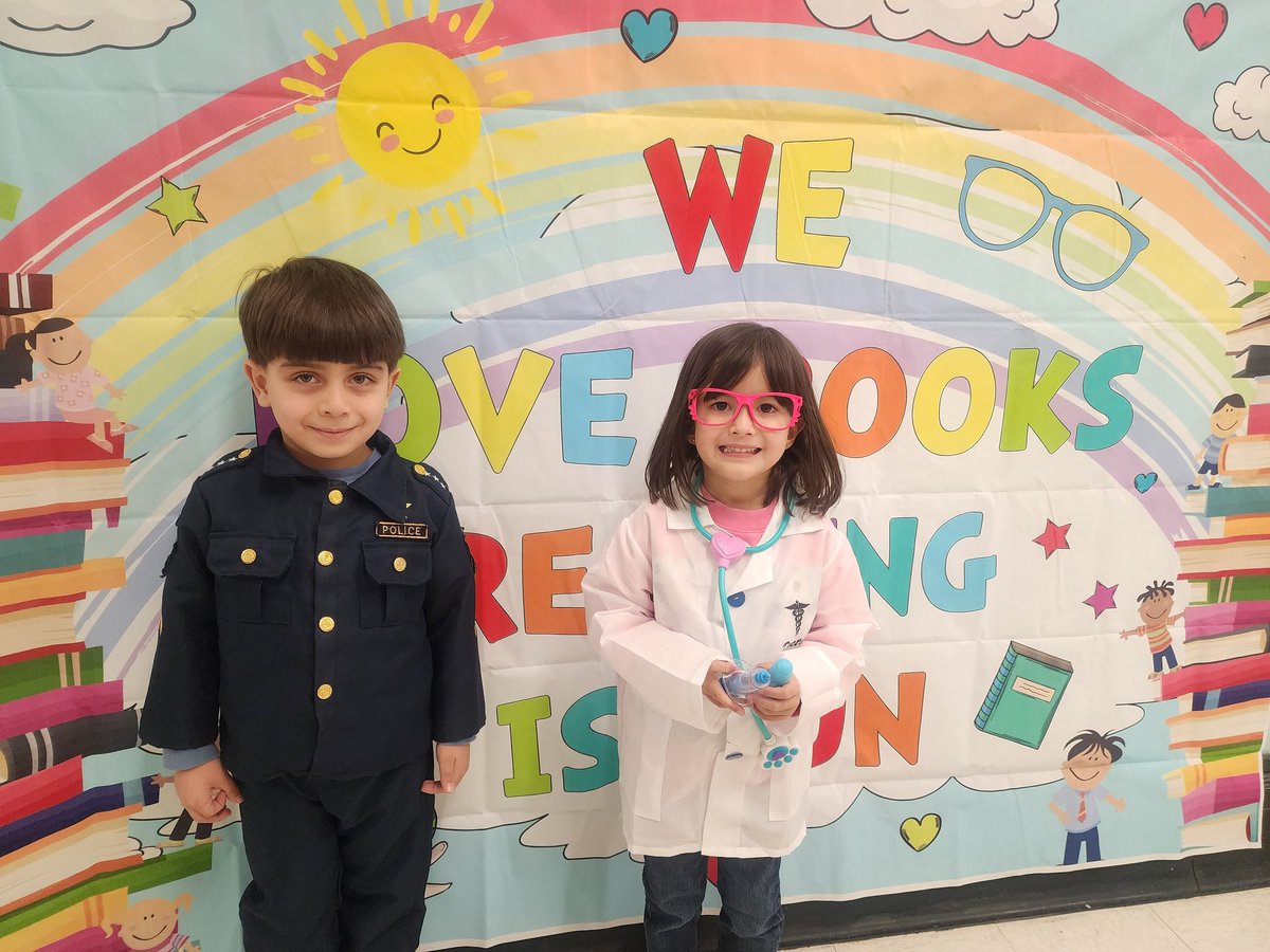 SiragusaStudent's tweet photo. Cardinals soar into our Magical Reading Adventure for #ReadAcrossAmerica @YonkersSchools Day 1: We are going places career day https://t.co/A8DGDnW2ru