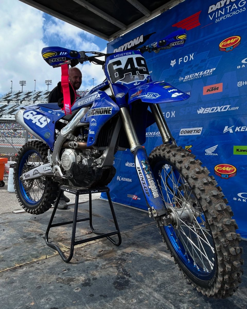 RideDunlop's tweet photo. @jeradmeister_649 putting the new Geomax Factory Spec tires on top of the @rcsxdaytona podium!
#RideDunlop #RaceDunlop #DunlopFamily #RCSX #FactorySpec #Geomax https://t.co/AozjDkrqMB