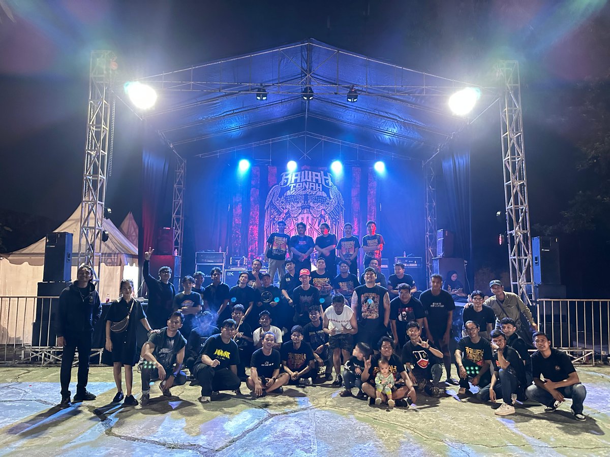 INVASION OF NOISE "Tour orang asing STRANGERS"