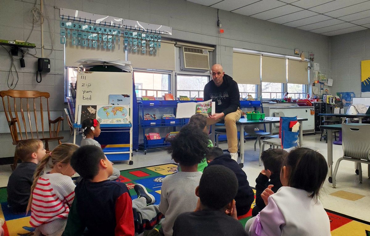 Steve Redfearn visited Johnson Elementary to kick off Read Across America Week this morning. He shared LBJ’s “I Promise” with the class.