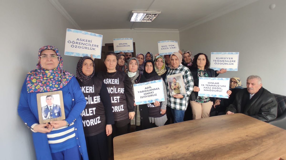 OkkaFatma's tweet photo. Mahkemelerde delil yerine ön yargılar konuştu Adalet sustu. 9 yıla yakındır bu anneler Adalet peşinde @adalet_bakanlik @RTErdogan @devapartisi @dbdevletbahceli @hulusiakarmedya @Akparti @bestepe @TSKGnkur @omerrcelik @gergerliogluof https://t.co/tUv6QiiaNZ