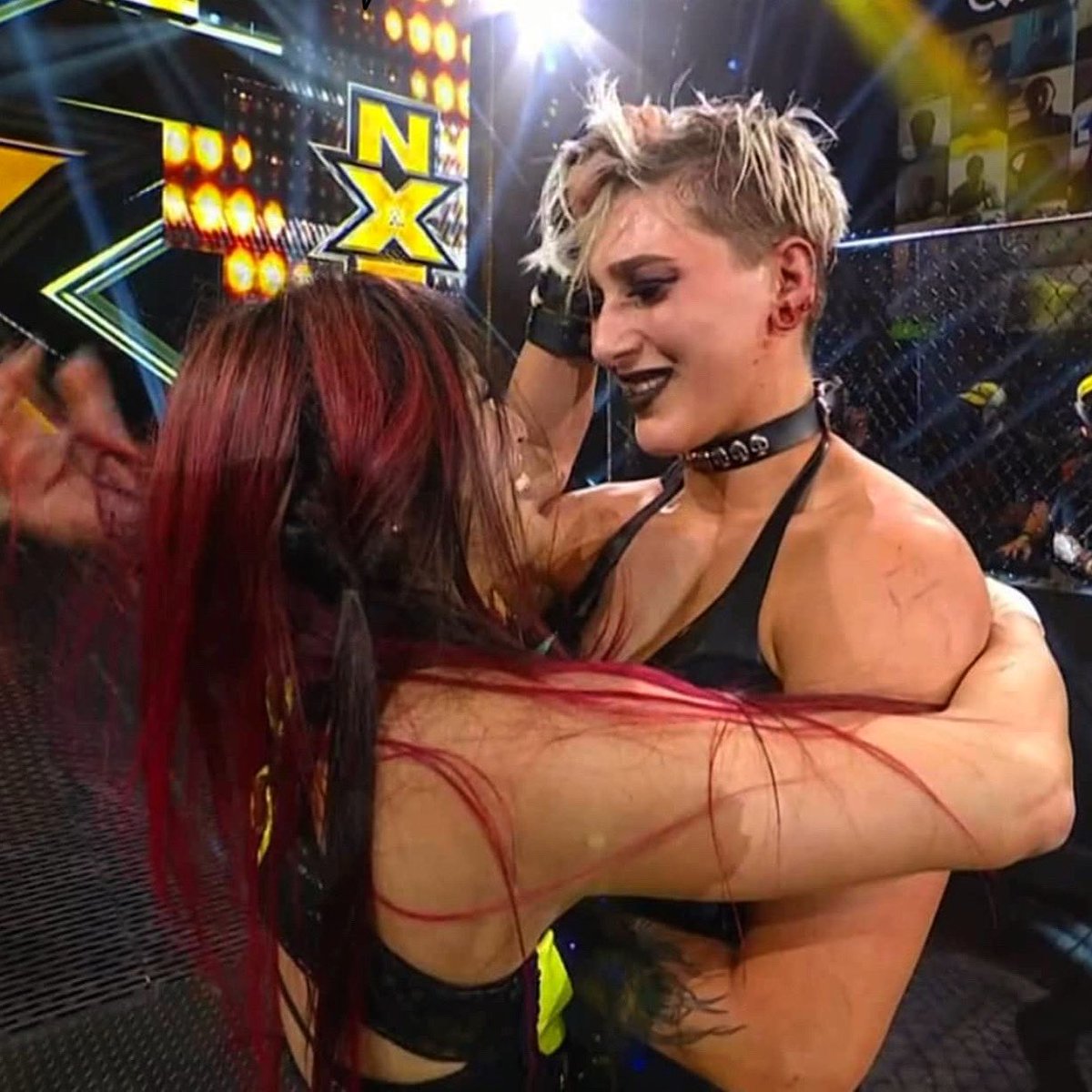 RheaRipley_WWE's tweet photo. https://t.co/LkvzmDs5dS