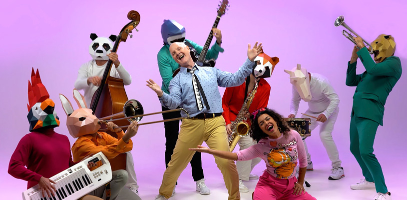 🎶 #SwingForKids vuelve a #TeatrosLuchana.

‼️¡Atentos a nuestras redes sociales! Desvelaremos fecha en breve... 

🎟️ Muy pronto a la venta en teatrosluchana.es