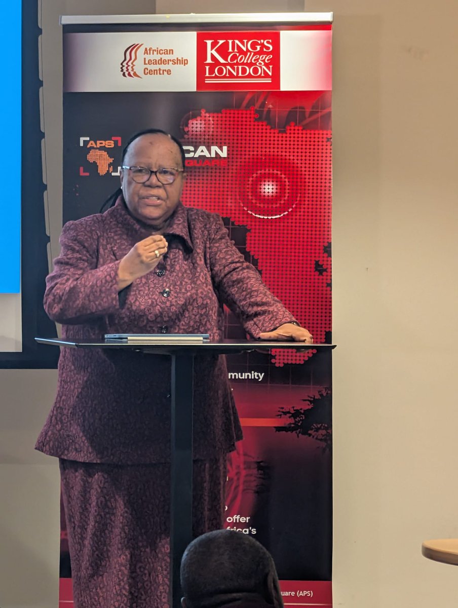 "What happened to the generation of Free Nelson Mandela?" Dr. Naledi Pandor asks at the beginning of her keynote

She stated that while #SouthAfrica was able to gain freedom through global action and international solidarity, those who struggle today, believe they are alone.