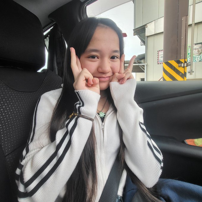 Twitterのコスプレ画像2