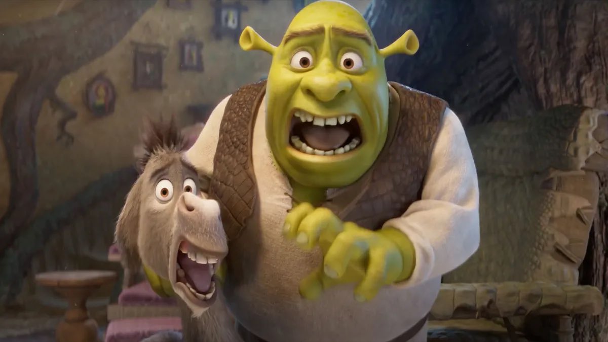 QUE LE HICIERON A MI SHREK?!?!? NONONONONO!!!!!!!!!!!