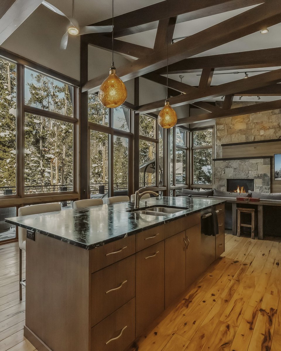 InvitedHome's tweet image. 4 Luxury Cabins for a Last-Minute Ski Trip to Breckenridge 🎿⛷️

1. Sunset Escape 
2. Antler’s Ridge Lodge
3. Ski Hill Sanctuary
4. Aspenglow Chalet Above Downtown