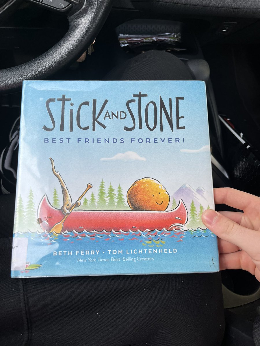 Very Blessed to be able to read to the youth at Kitty Ward Elementary today for the second year straight for Nevada reading week!! <a href="/aggiefootball05/">Arbor View Football 🏈</a>