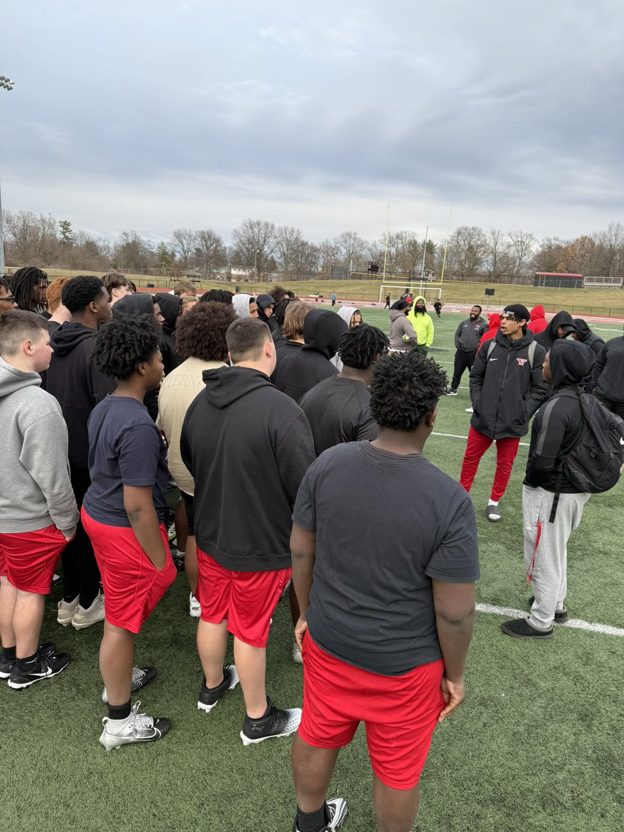 Jordan Stevens (@coachjmstevens) on Twitter photo Blessed to have my guys <a href="/b5izzo/">Israel Bradford</a> (Saginaw Valley State) and <a href="/Jeremiah4Sander/">Jeremiah Sanders</a> (Youngstown State) come back home during their spring break and talk to our Colerain Football! Our young men get to see proof of what it takes to succeed! We Will Reign!
#ForeverFamily #WeAreColerain Blessed to have my guys <a href="/b5izzo/">Israel Bradford</a> (Saginaw Valley State) and <a href="/Jeremiah4Sander/">Jeremiah Sanders</a> (Youngstown State) come back home during their spring break and talk to our Colerain Football! Our young men get to see proof of what it takes to succeed! We Will Reign!
#ForeverFamily #WeAreColerain