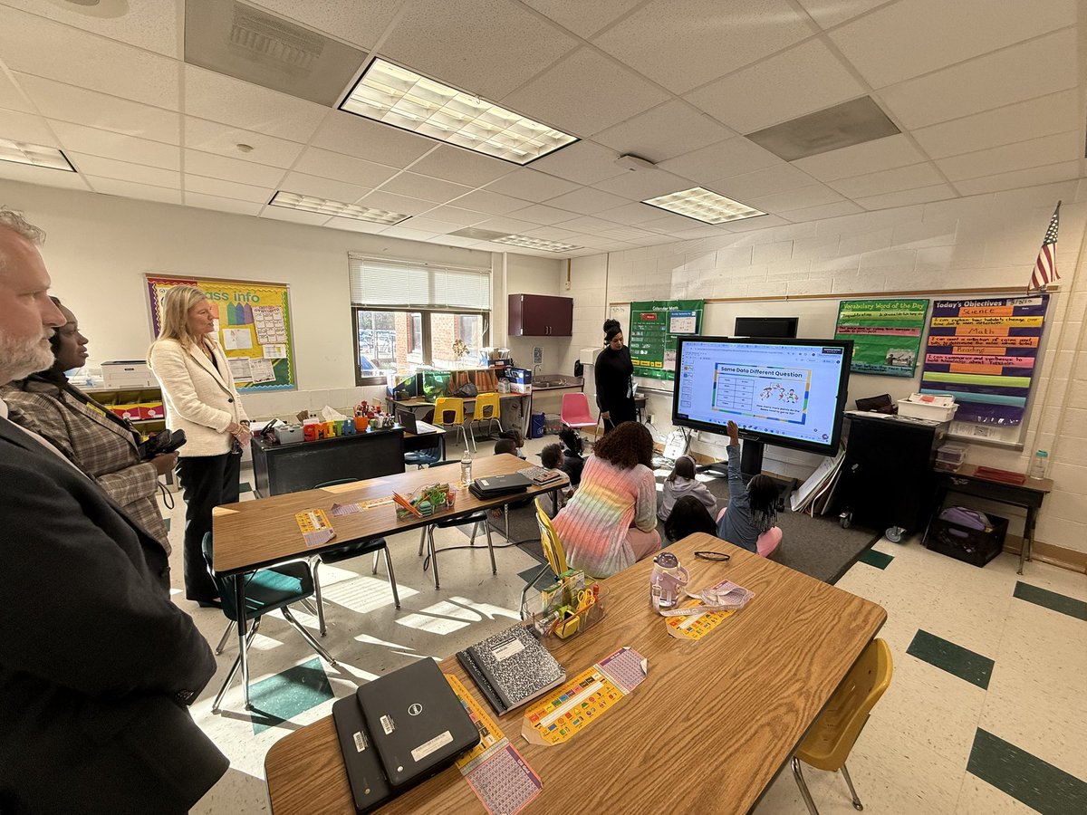 dabelt3's tweet image. A heartfelt thank you to the Henrico County Public Schools DLT for visiting Fair Oaks Elementary School this morning! We had an incredible time showcasing all the wonderful things happening here every day. #GrowingGreatness @HenricoSchools