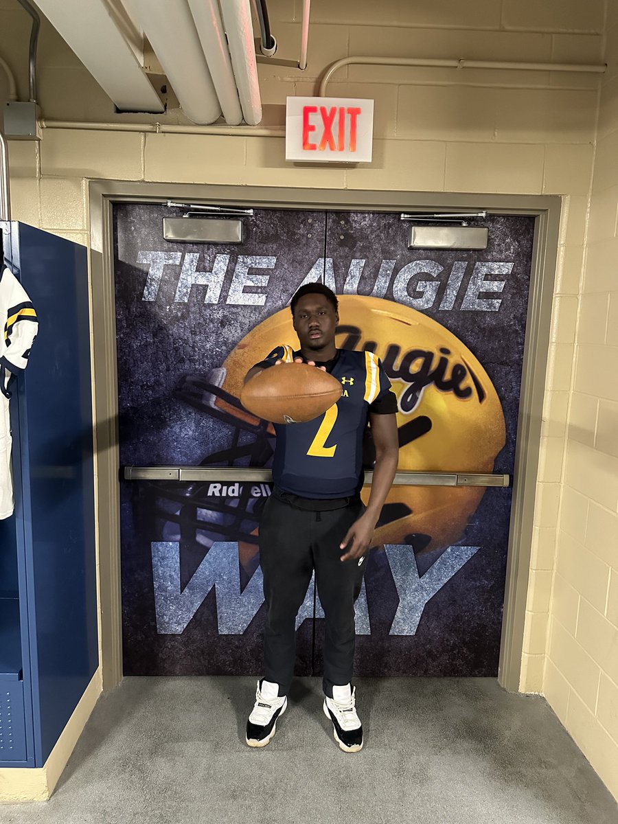 Tytres Statham (@tytresstatham) on Twitter photo Had a great visit this past weekend appreciate <a href="/Coach19Bell/">Stephen Bell</a> and <a href="/AugieILfootball/">Augustana Football</a>.
<a href="/WHSpartansFB/">West Hall Football</a> <a href="/KroftonM/">Coach Montgomery</a> <a href="/RecruitGeorgia/">Recruit Georgia</a> Had a great visit this past weekend appreciate <a href="/Coach19Bell/">Stephen Bell</a> and <a href="/AugieILfootball/">Augustana Football</a>.
<a href="/WHSpartansFB/">West Hall Football</a> <a href="/KroftonM/">Coach Montgomery</a> <a href="/RecruitGeorgia/">Recruit Georgia</a>