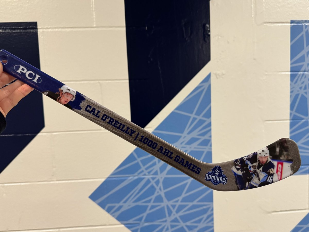 mkeadmirals's tweet photo. A mini Silver Stick to honor Cal's not-so-mini journey through 1,000 (and counting!) AHL games 🌟 

Join us this Saturday, March 8th as we honor Cal on home ice for this incredible accomplishment! The first 4,000 fans will get a commemorative Cal Silver Stick, thanks to @PCI_Wisconsin!

🎟️: https://t.co/h7h2zUEFyk

#MILhockey