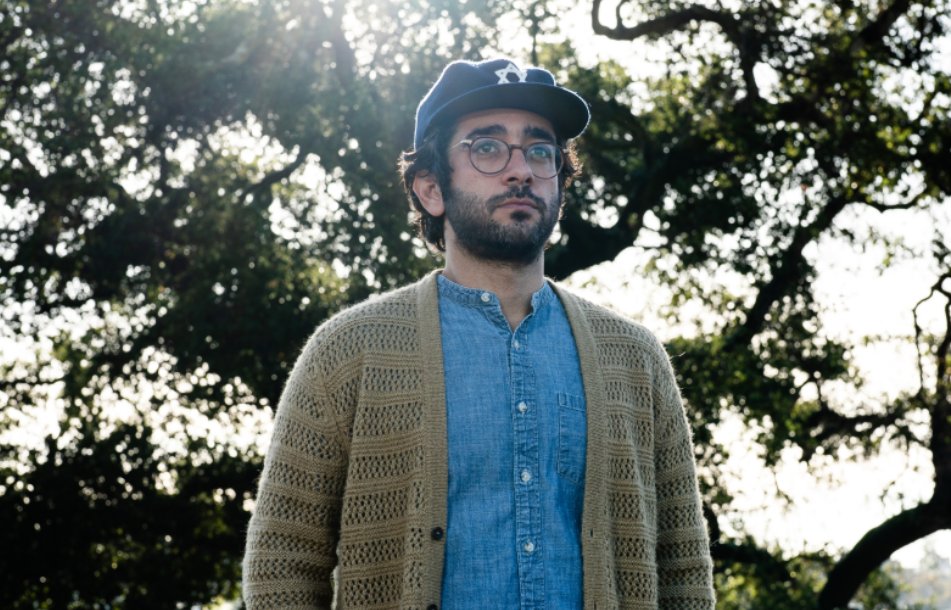 JewsFightBack's tweet image. Meet Jonathan Hirsch.

A Jewish father who took his five-year-old son to an Oakland coffee shop. He ordered a latte, sat down, and within minutes, he was screamed at, cursed out, and thrown out—all because he was wearing a baseball cap with a Star of David.

The owner of…