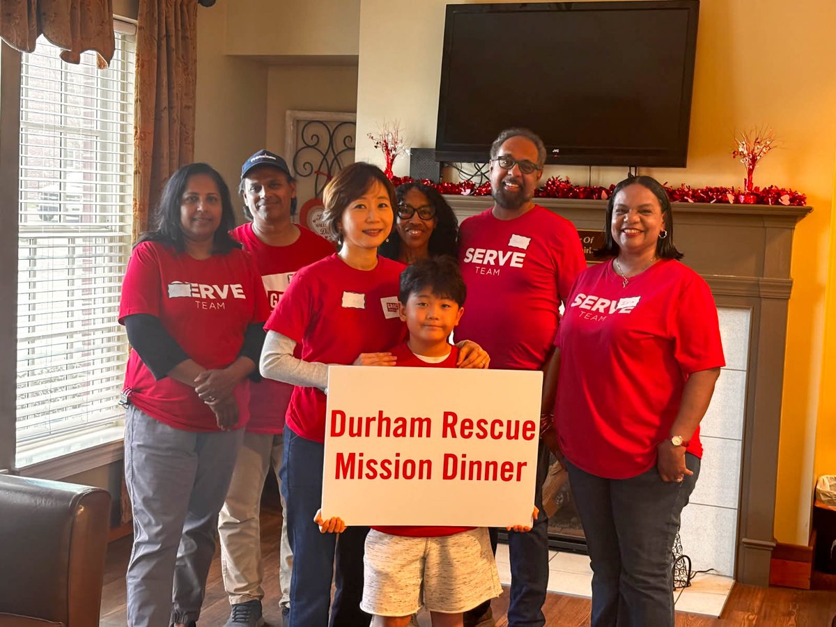 We are incredibly grateful to the amazing team from Grace Church of Chapel Hill for coming out to the Durham Rescue Mission for their Serve Day event!🙏💙
We are thankful for partners like you who help us continue our mission of providing restoration and hope to those in need.🙌