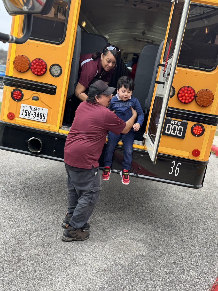 Dr. Jessica Carreon (@drjcarreon) on Twitter photo Thank you to <a href="/EISD_Transport/">EISD Transportation</a> for helping with the bus evacuation drill here <a href="/LomaParkES/">Loma Park Elementary</a> . Our students are more prepared and ready! Thank you to <a href="/EISD_Transport/">EISD Transportation</a> for helping with the bus evacuation drill here <a href="/LomaParkES/">Loma Park Elementary</a> . Our students are more prepared and ready!