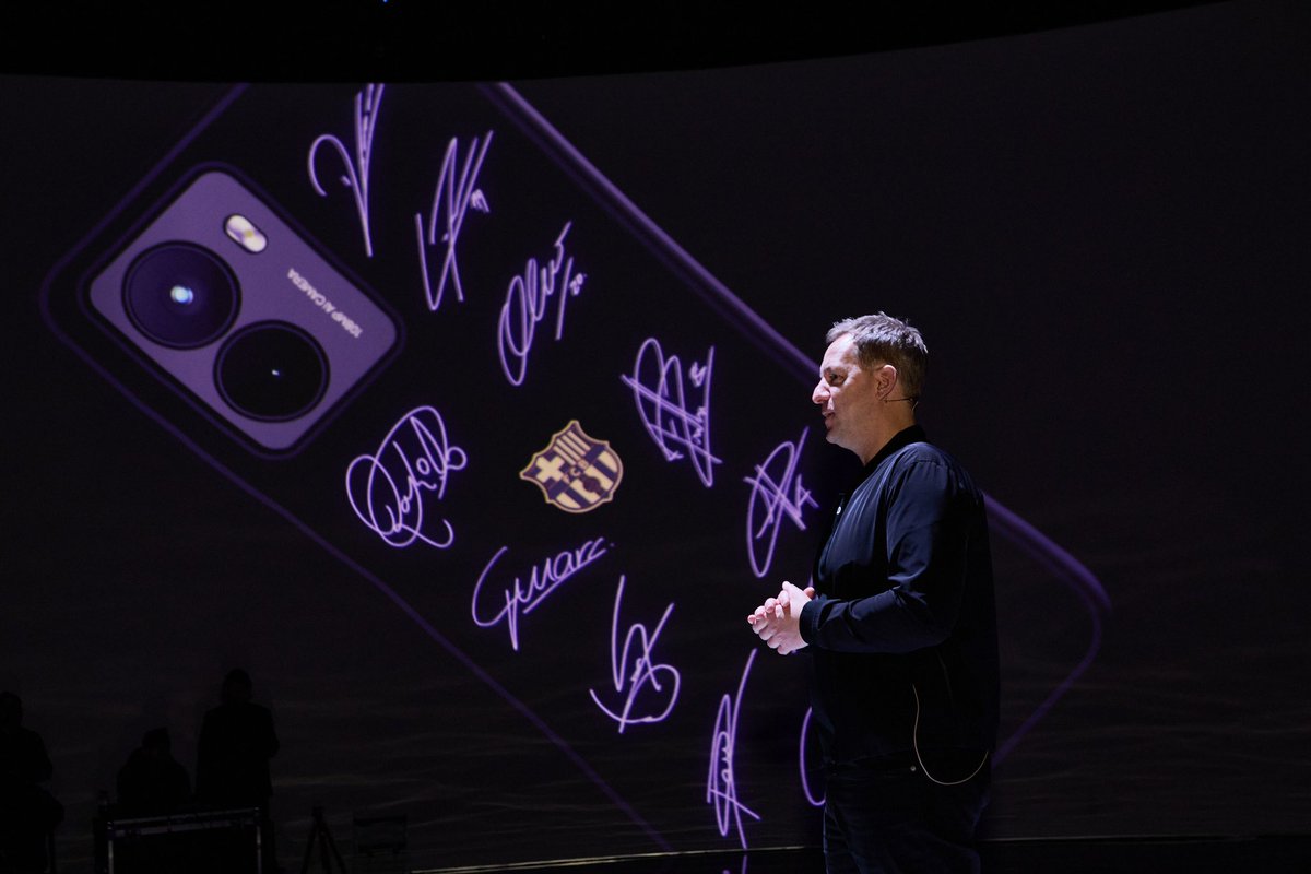 larssilberbauer's tweet image. Proud to announce our collaboration with Drew Barrymore to rethink how mobile devices impact our well-being. Tech should empower, not overwhelm!
Plus, we just launched two FC Barcelona phones, built for real-life goals, not screen time. The best is yet to come! #MWC #HealthyTech