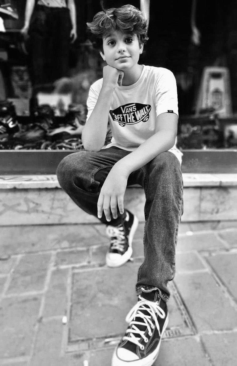 Av. Cemil Çiçek (@avcemilcicek27) on Twitter photo Mattia Ahmet Minguzzi’nin katiline kasten adam öldürme suçundan 24 yıl hapis cezası talep edildi. Yaş küçüklüğü ve benzeri indirimlerle 24 yıl ceza bile almayacak. Video hepimizin hafızasında. Canavarca hisle defalarca bıçaklayarak öldürüyor. Şimdi sormak isterim: Kaç yaşında Mattia Ahmet Minguzzi’nin katiline kasten adam öldürme suçundan 24 yıl hapis cezası talep edildi. Yaş küçüklüğü ve benzeri indirimlerle 24 yıl ceza bile almayacak. Video hepimizin hafızasında. Canavarca hisle defalarca bıçaklayarak öldürüyor. Şimdi sormak isterim: Kaç yaşında