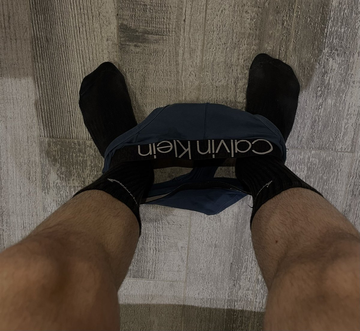 Stud_Perseus's tweet photo. So che le vorresti 🖕🏻💪🏻
#master #kiffeur #scally #dom 
#boymaster #cashmaster #findom #moneyslave #soldi #schiavitù #schiavi #feetworshi̇p #Feet #piedi #cashpig #bdsm #tributeonly #dominatio #bodyworship #muscleworship #gaybdsm #str8master #feetdom #feetmaster #socks https://t.co/QLGdtNiLxZ