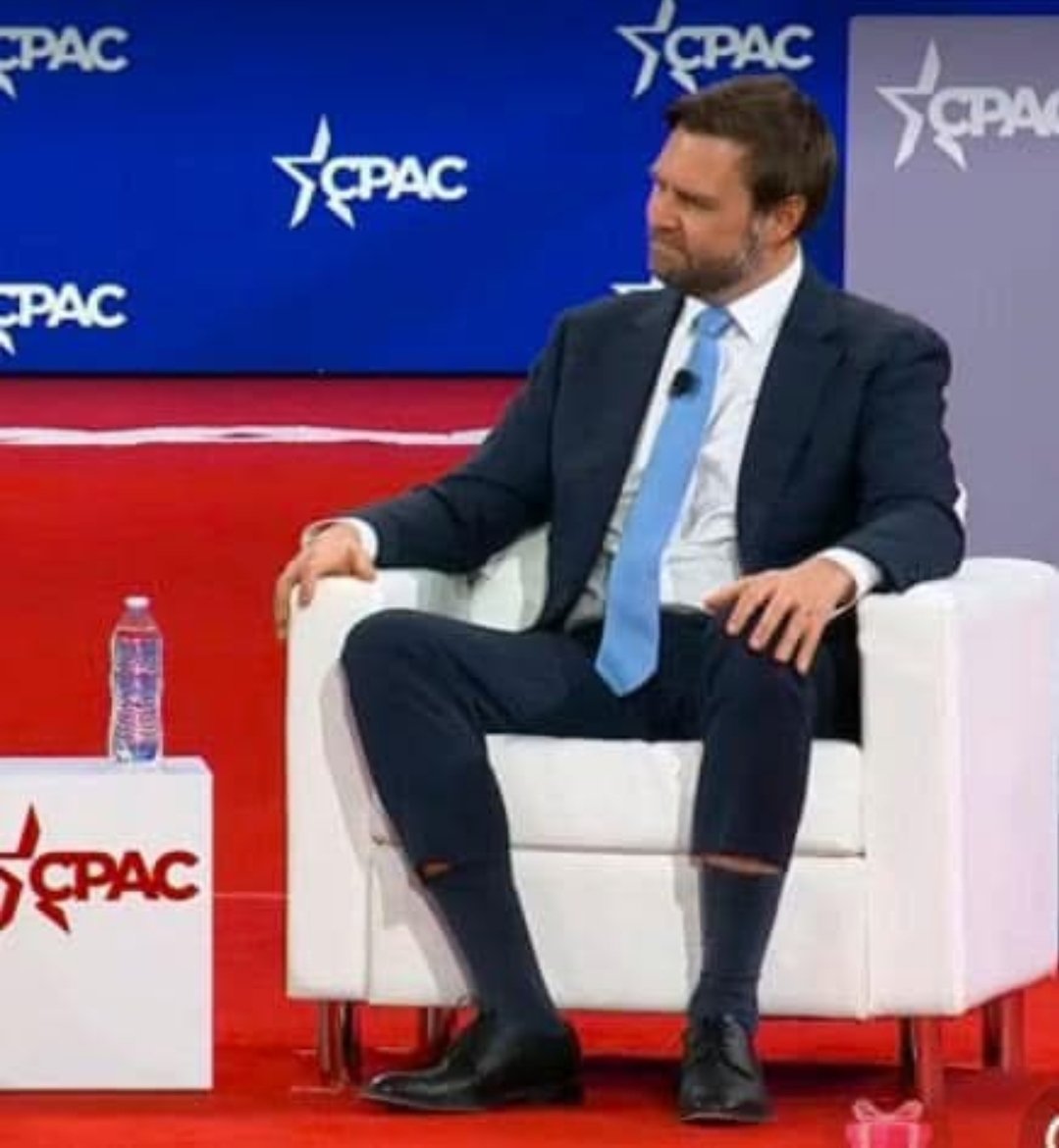It'd be a damn shame if #TinyPantsVance started trending today