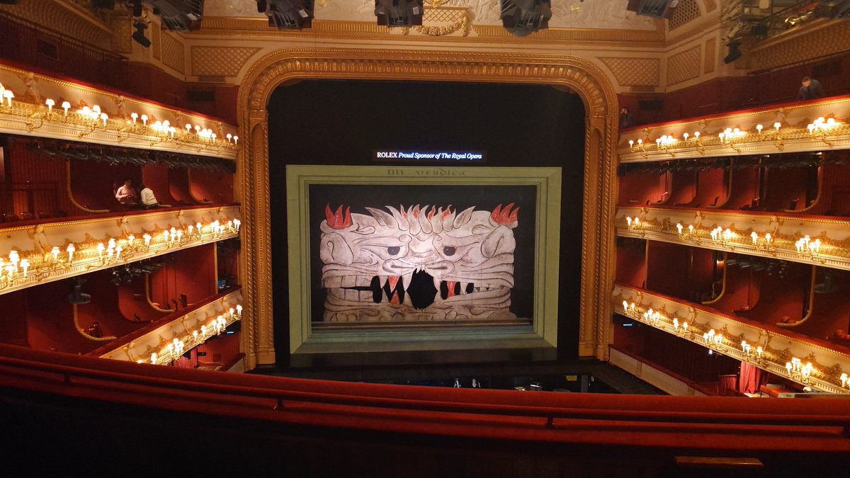 Another night at the Opera, this time Il Travatore at the Royal Opera House.  I'm not how wise it is to be going out on a school night - hope I'm not too grumpy on the morning!