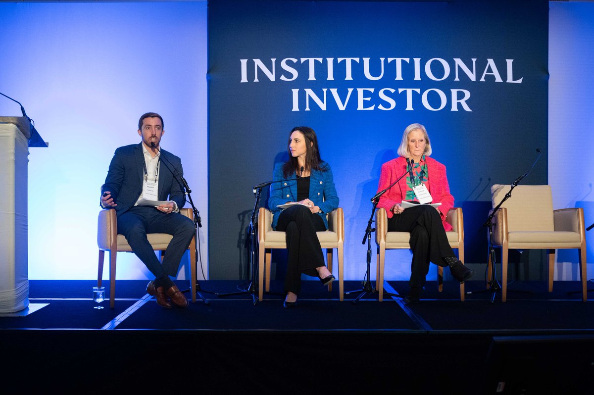 <a href="/MattAtCerulli/">Matt Apkarian, CFA</a> enjoyed speaking at the CIO Roundtable, hosted by <a href="/iimag/">Institutional Investor</a>! It was great to discuss emerging trends in #investment product development and their influence on management decisions at #assetmanagement firms. Looking forward to the next event! cerulli.com/about-us/conta…