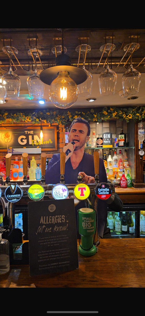 julie bateman tweet media