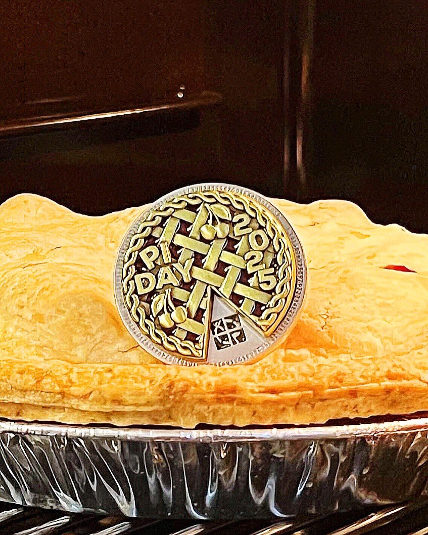 ShopGeocaching's tweet image. 🥧 Pi Day, celebrated annually on March 14, honors the mathematical constant π (pi). 
The date (3/14) matches the first three digits of π (3.14). 🥟

Celebrate with a slice of pie, a new geocaching souvenir, and the latest trackable Pi Day #geocoin!🛒 bit.ly/4gWwTId 🛒
