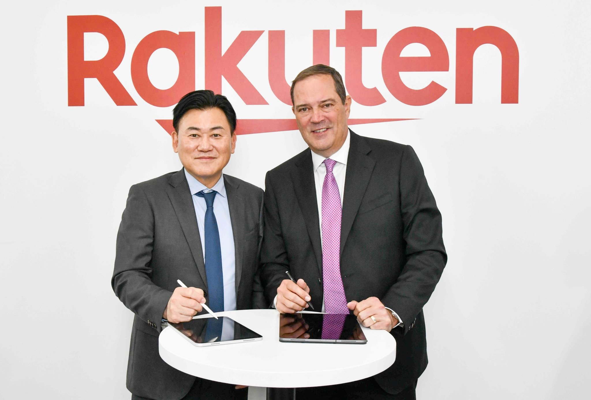Rakuten founder defends costly mobile foray with big AI bet