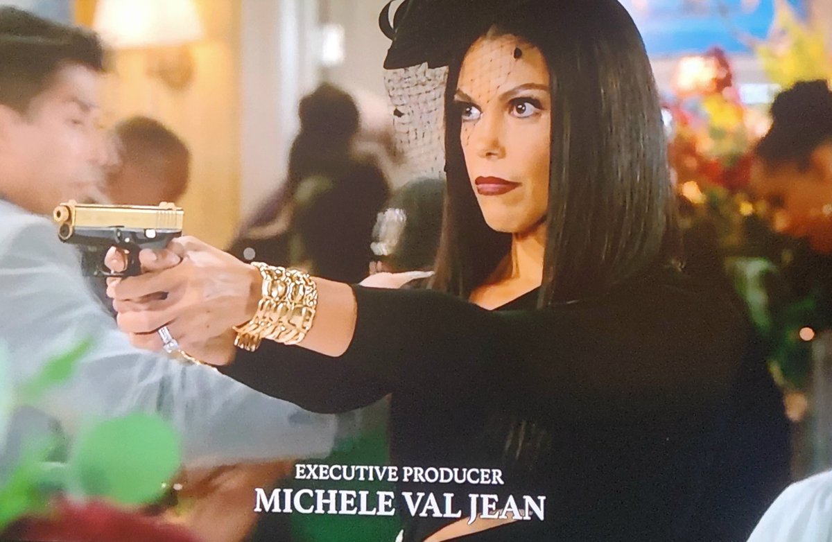 If I was in the Oscars front row when those fuck ass frenchies started singing "Emilia" #BeyondTheGates