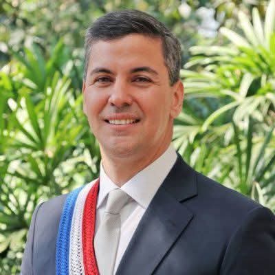 2 años de su gobierno 

Subió combustible 

Canasta Familiar está al aire 

Hospitales sin remedios 

Alzará el sueldo mínimo 17 mil gs 

Somos unos inútiles ,y nos merecemos todo tipo de atropello