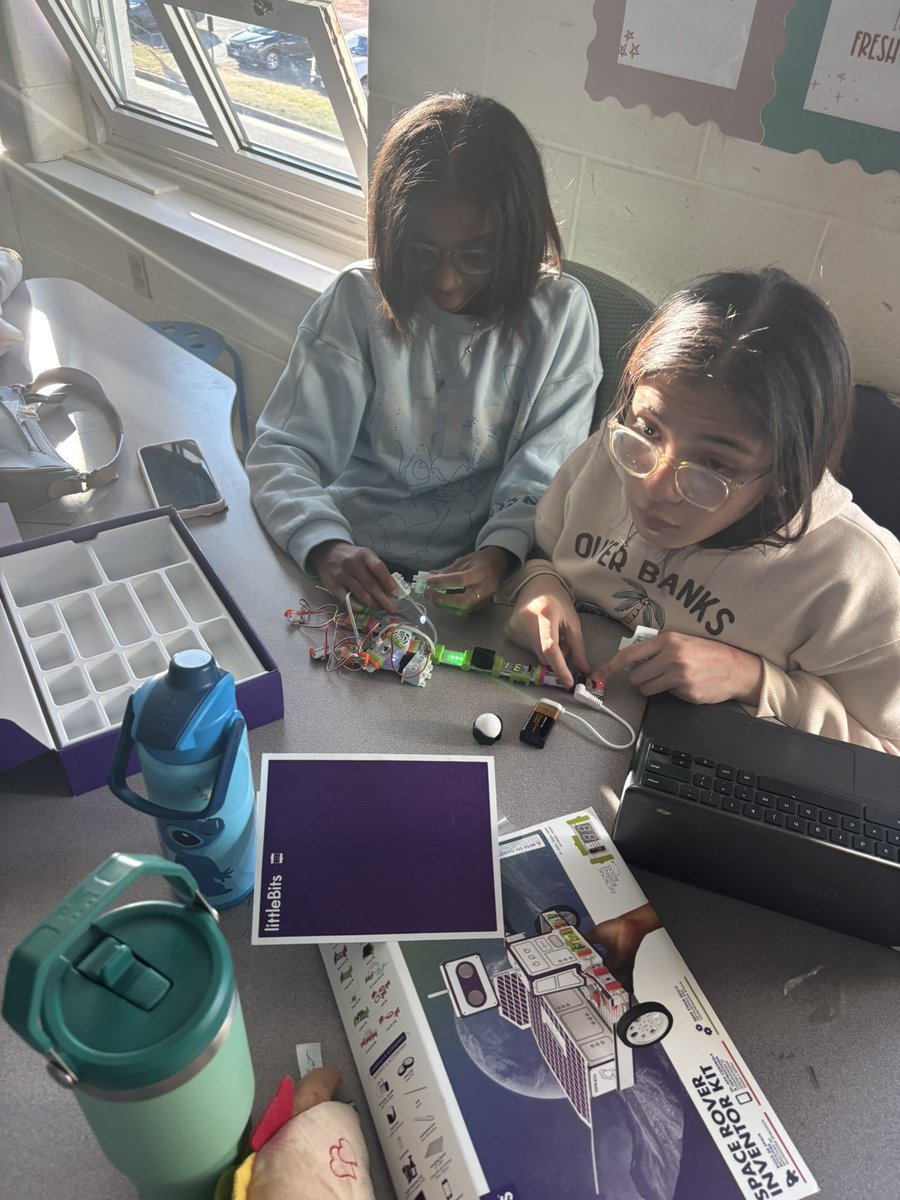 After school enrichment students are making space rovers that they are going to code!!! @cucps #wearecucps #dukepride <a href="/cms_dukes/">cms_dukes</a>