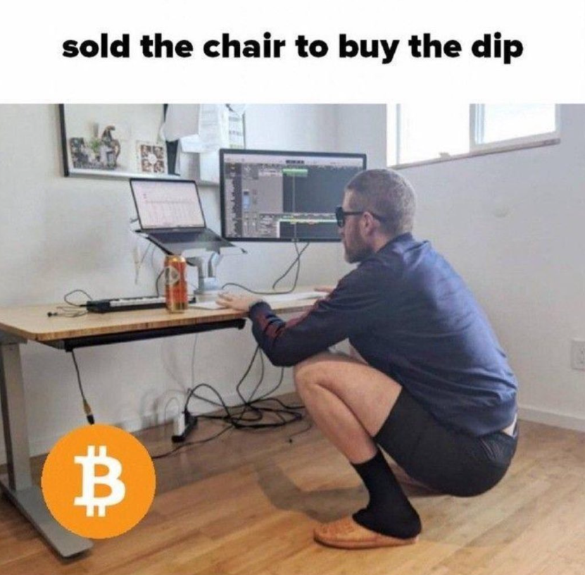 RoadtoBilions's tweet image. We’re going for gold, people! …Just not ours. 😂📉🔥

#Crypto #TradingLife #WhereDidMyMoneyGo #WAGMI #BullishCoping