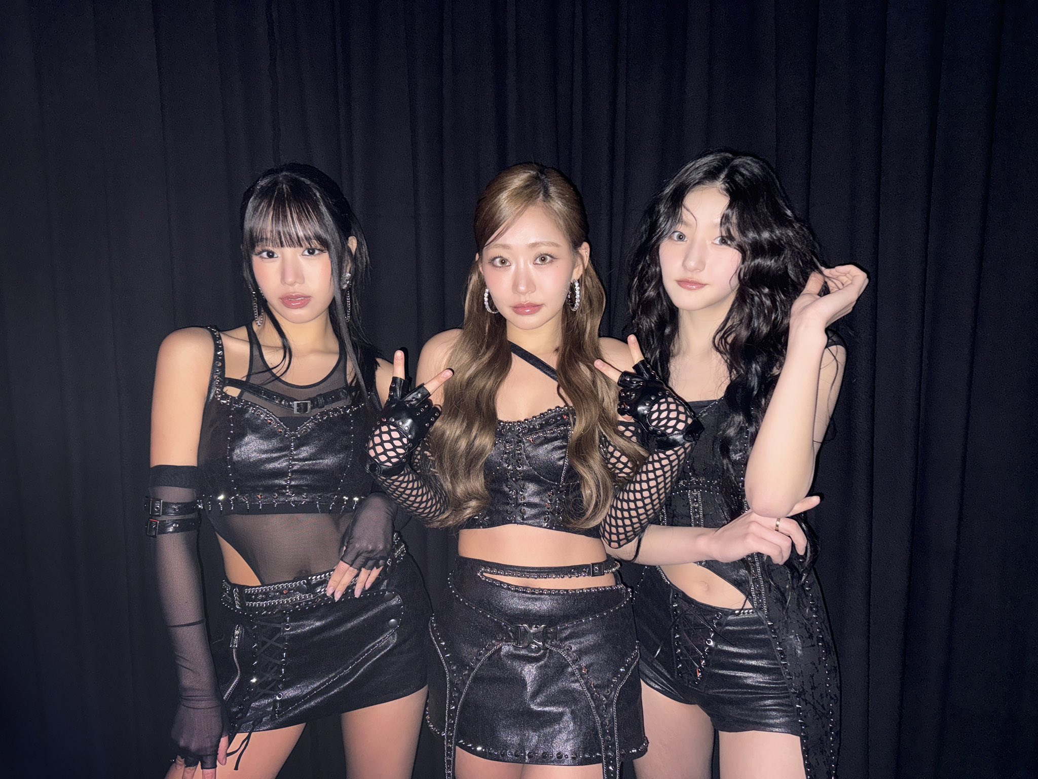 GlJh4FlasAAX0Lc?format=jpg&name=large