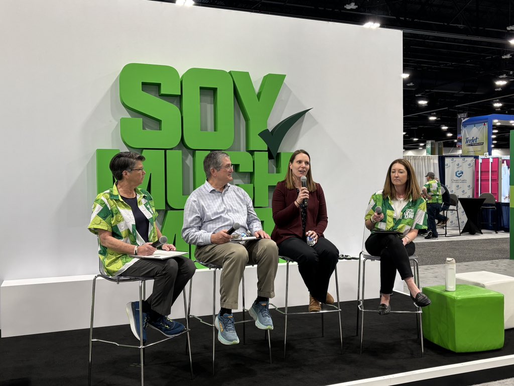 Science for Success (@soybeanscience1) on Twitter photo “We can talk about collaborative research all day long, but if we’re not getting it into the hands of farmers then we’re not doing any good.”
All about national research initiatives at <a href="/UnitedSoy/">United Soybean Board</a> booth at <a href="/ComClassic/">Commodity Classic</a> - <a href="/CarrieOrtel/">Carrie Ortel</a> <a href="/GetRidOfWeeds/">GROW.IWM</a> “We can talk about collaborative research all day long, but if we’re not getting it into the hands of farmers then we’re not doing any good.”
All about national research initiatives at <a href="/UnitedSoy/">United Soybean Board</a> booth at <a href="/ComClassic/">Commodity Classic</a> - <a href="/CarrieOrtel/">Carrie Ortel</a> <a href="/GetRidOfWeeds/">GROW.IWM</a>