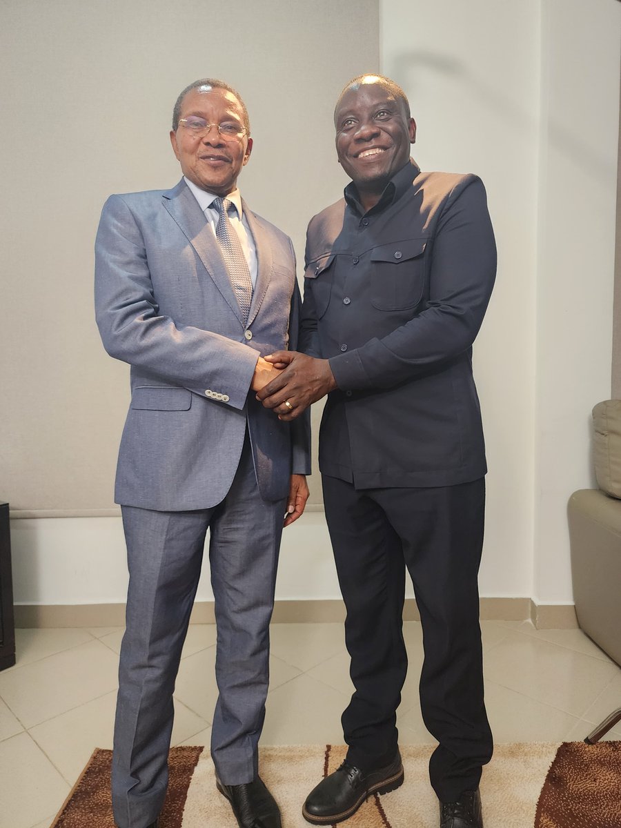 ntulikapologwe tweet picture