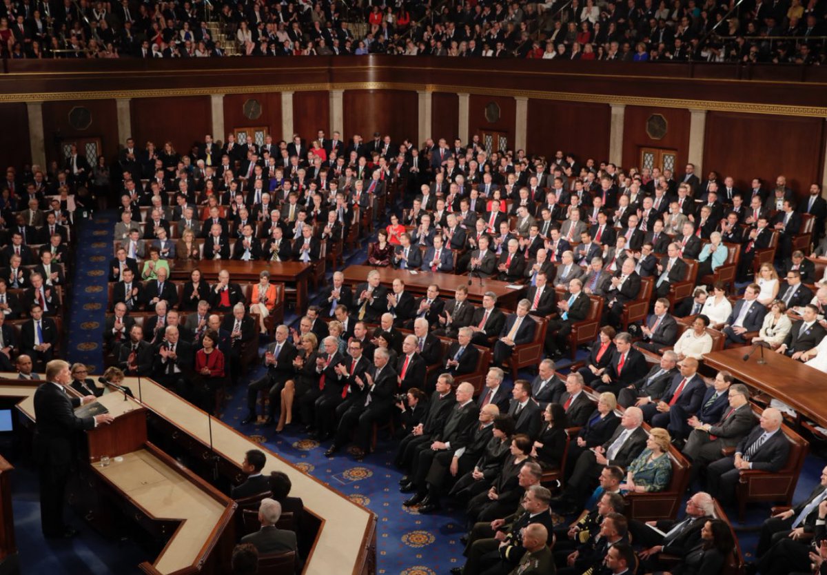 MAGAVoice's tweet image. BREAKING 🚨 Trump’s First Address to Congress will be on the "Renewal of the American Dream"

THIS WILL BE HISTORIC ❤️