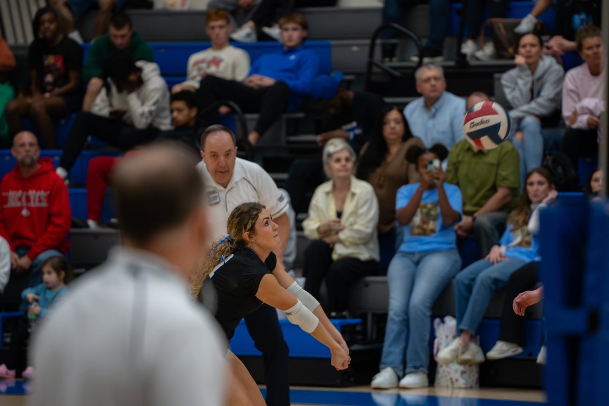 Motivation Monday

No one is successful that isn’t consistent.
Consistency won’t guarantee success.
But, not being consistent will guarantee that you will not be successful.

Convenience is for the interested.
Consistency is for the committed.
Consistency isn’t a choice. 
#OCVB
