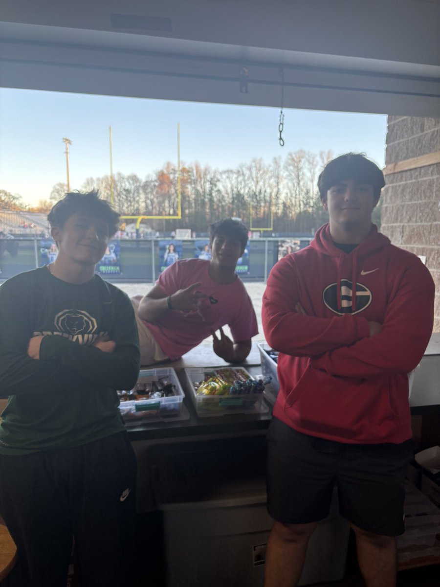 Good Lacrosse Game On Friday <a href="/FtballAtTheView/">Creekview Grizzly Football</a>