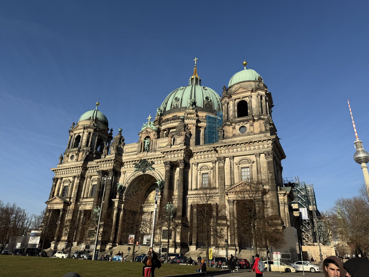 ViajeMapache's tweet photo. 🇩🇪 ALEMANIA | Mañana empieza la #ITB Berlín y hay que aprovechar https://t.co/UhHxBzp78A