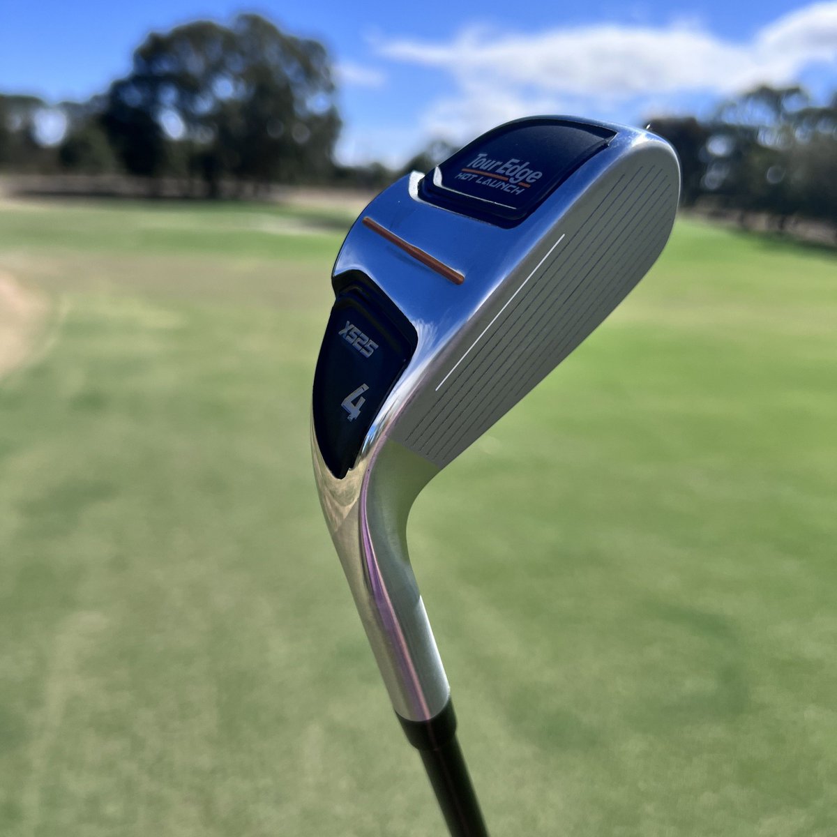 touredgeau's tweet photo. 🚨 Say goodbye to slices & hello to effortless distance! 🚨

The Hot Launch X525 Irons are built to make golf way easier—because who doesn’t love hitting it longer, straighter, and higher? ⛳️

🔥 What makes them a game-changer?
✅ Hollow-body weighting for max forgiveness & ball speed
✅ Anti-slice offset for straighter shots (goodbye, banana ball 🍌)
✅ Houdini Sole tech for easy launch & stability
✅ Ultra-light premium shaft for smooth, powerful swings

Whether you need a full set or just a club to fill the gaps, the X525 irons have your back. Ready to transform your game? Find them at Drummond Golf NOW! 💥